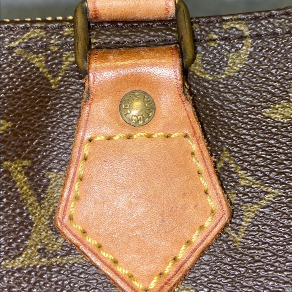 Louis Vuitton handbag. Speedy 40 Authentic - Picture 3 of 11